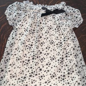 ***2/$12*** Beautiful dressy top 10/12